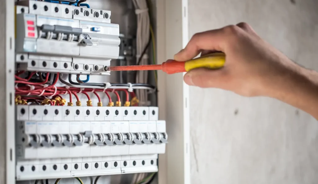 Electricians job in Dubai